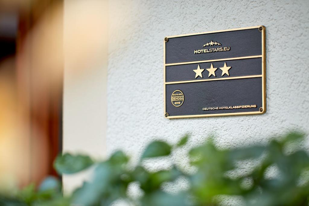 Hotel Garni Sonnenhof Reichenberg  Exterior photo