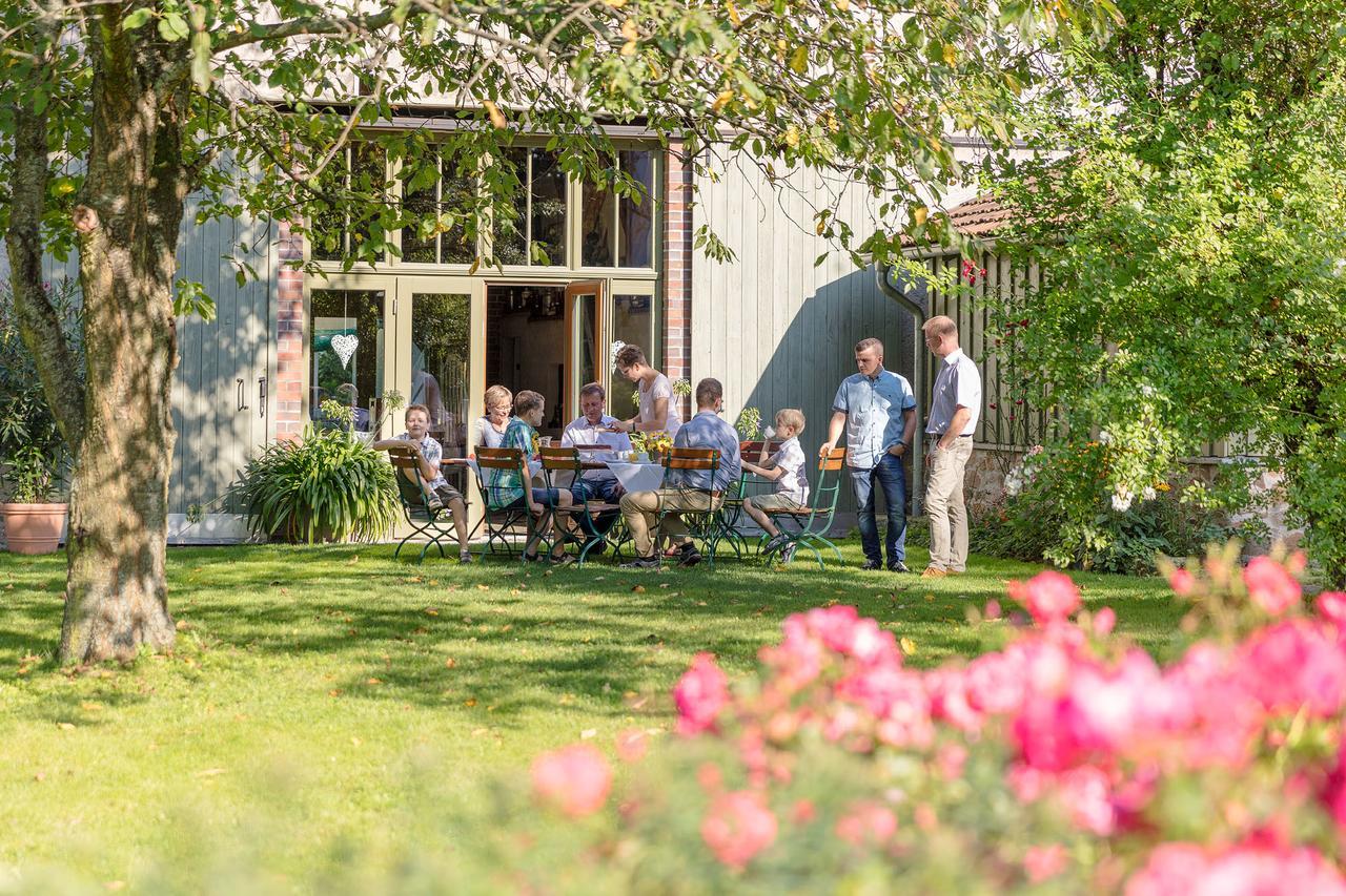 Hotel Garni Sonnenhof Reichenberg  Exterior photo