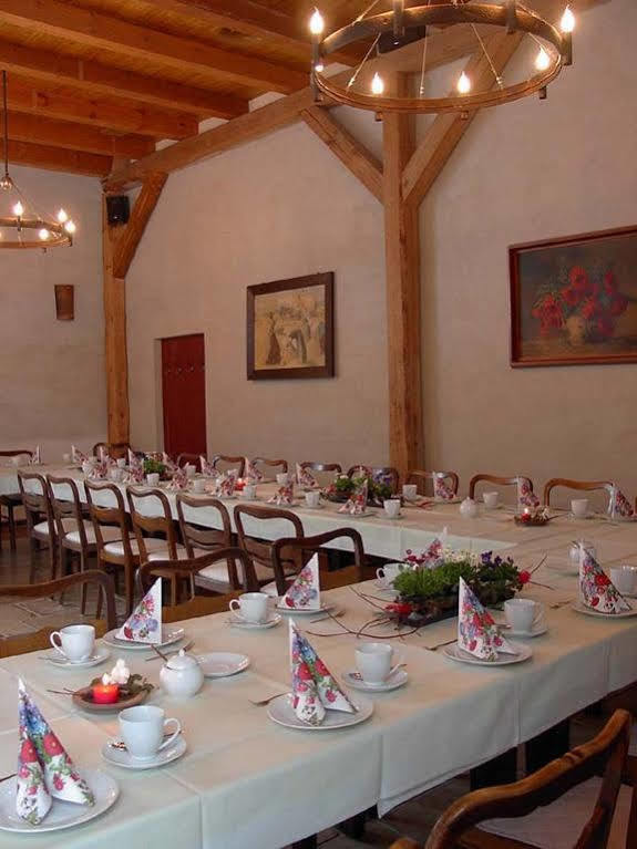 Hotel Garni Sonnenhof Reichenberg  Exterior photo