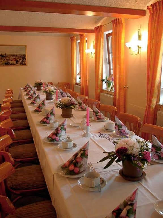 Hotel Garni Sonnenhof Reichenberg  Exterior photo